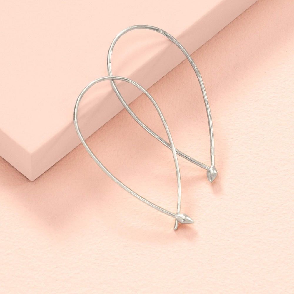 Stella and Dot Hammered Wire Small Hoops